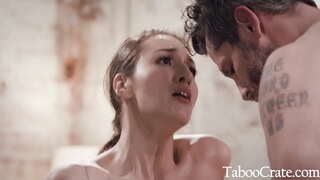 Mo Boss Tuillte Dom - Bella Rolland